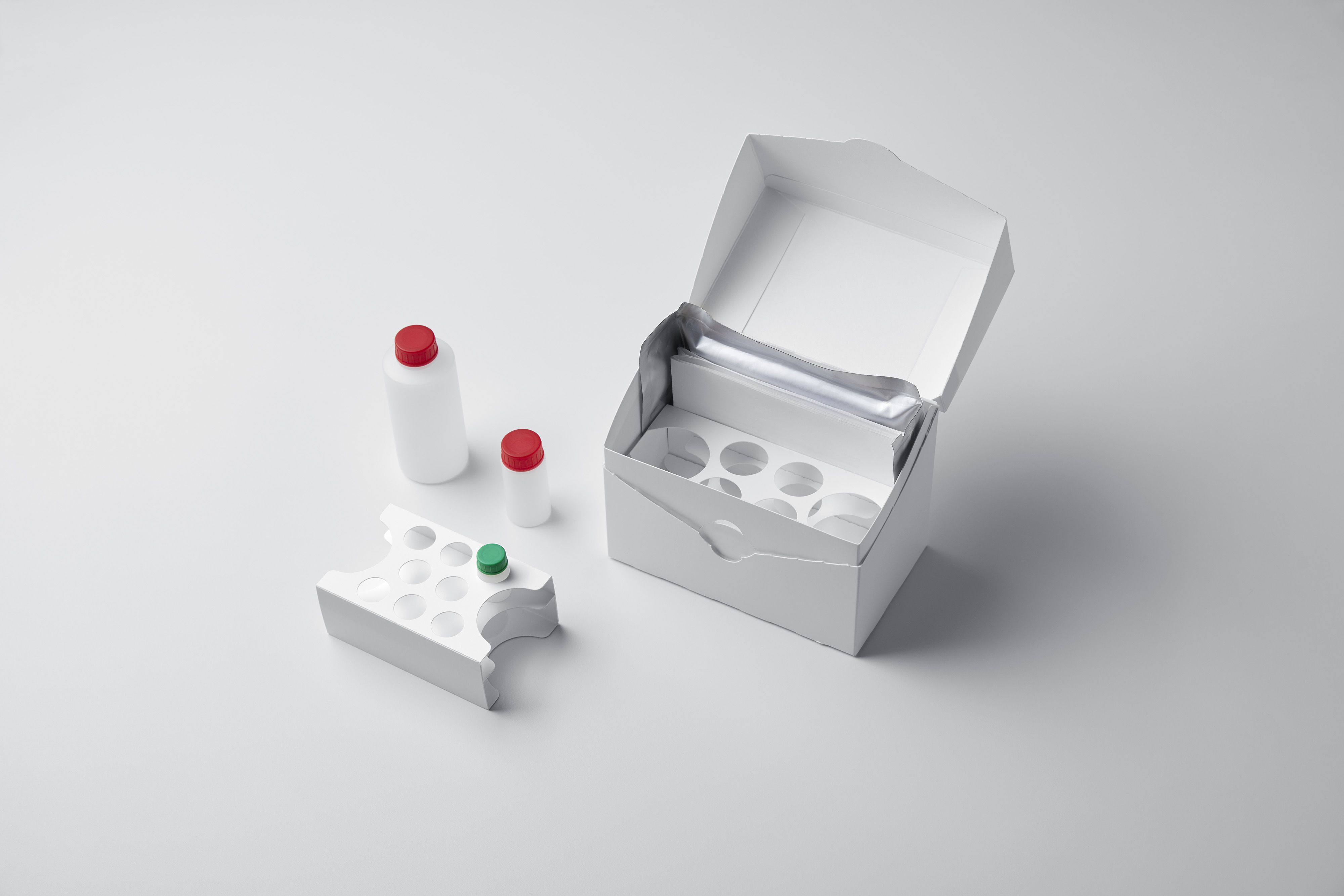 Sichere und flexible Verpackung für Testreagenzien: ELISA-KIT BOX von Faller vereinfacht manuelle Konfektionierung